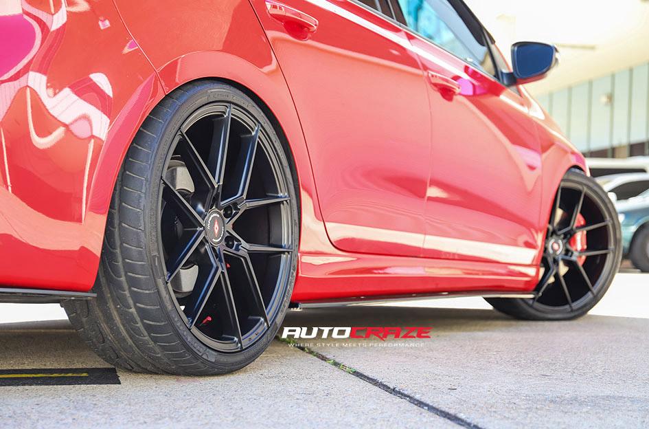 VOLKSWAGEN GOLF IFG 39 BLACK